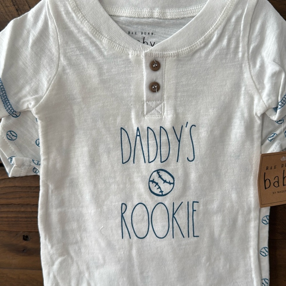 NET Rae Dunn Baby Boy 3-6 Months "Daddy's Rookie" Baseball Rompers - Picture 2 of 9